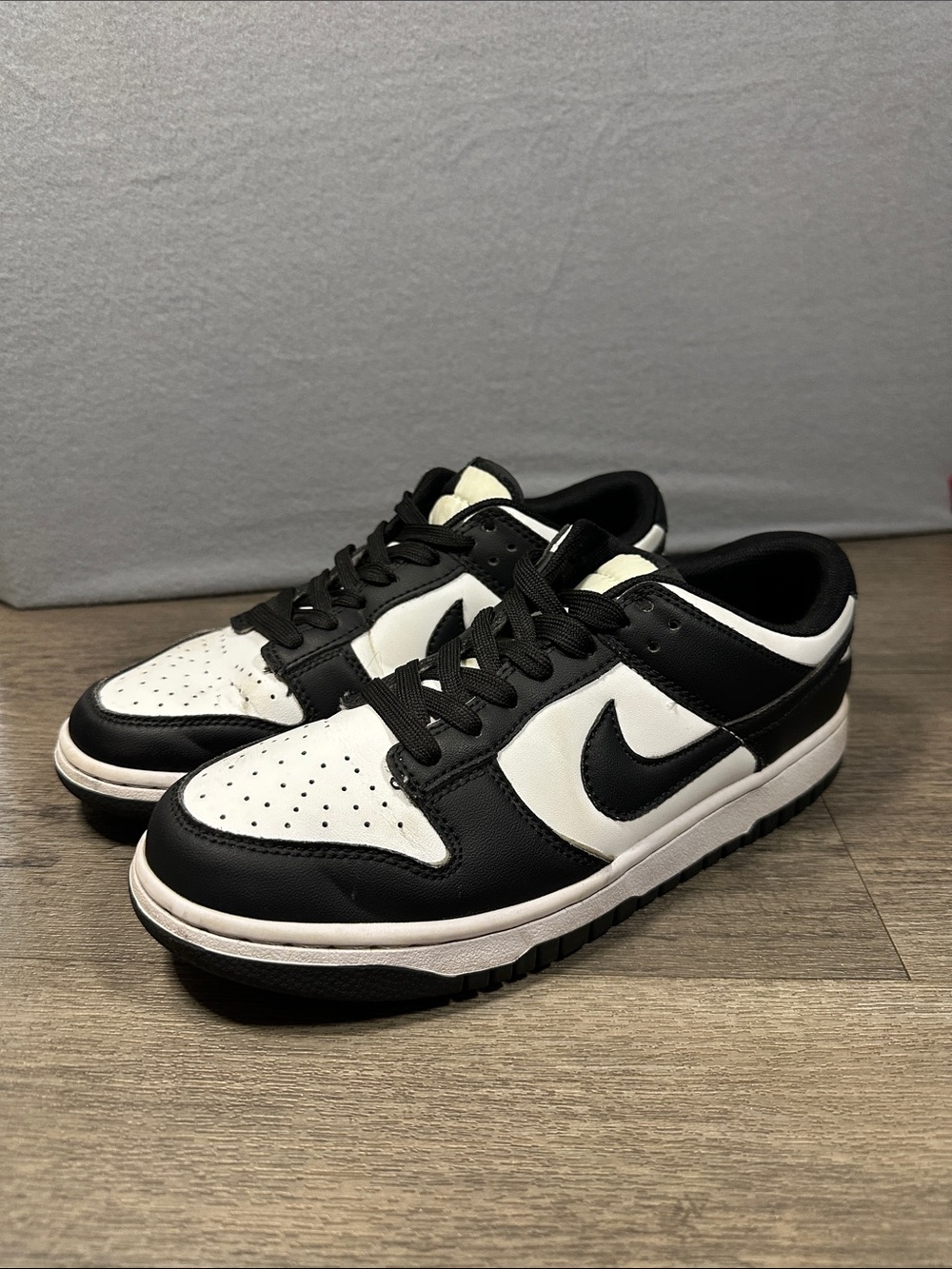 Nike Low-Top Black and White Skate Sneakers